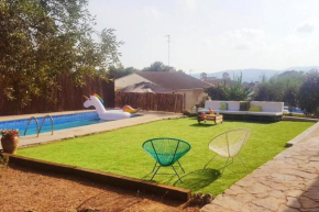 Charming Villa in El Vendrell + Pool